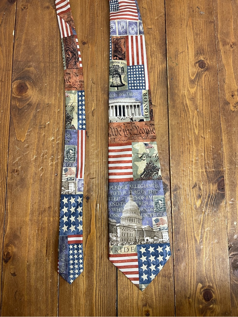 Eagles wings Mens neck tie silk American flag 250 years US capital